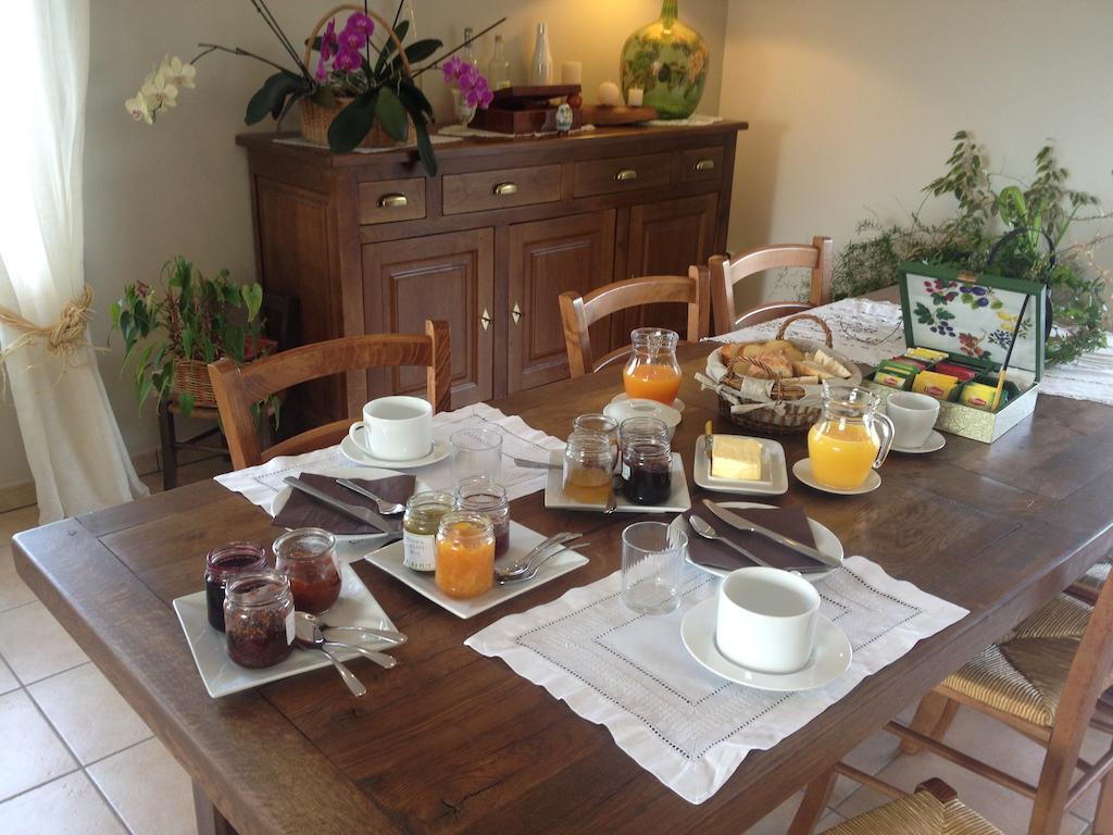 La Bergerie Bed and Breakfast Pollionnay Buitenkant foto